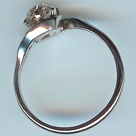 A Tantalising Old Solitaire Diamond Ring, 1.00ct - Click Image to Close