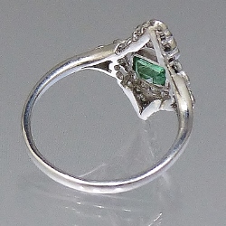 Most Unusual 1920s Emerald & Diamond Old Cluster Ring